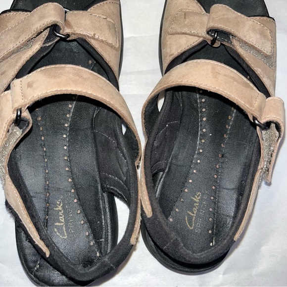 Clark’s Springers women’s tan comfort open toe strappy walking sandals shoes. 8 - Picture 9 of 9